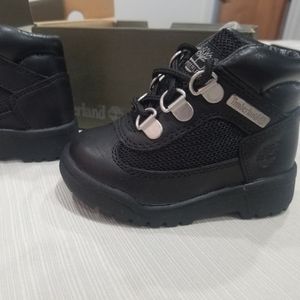 Toddler's Timberland boot (Size 5)